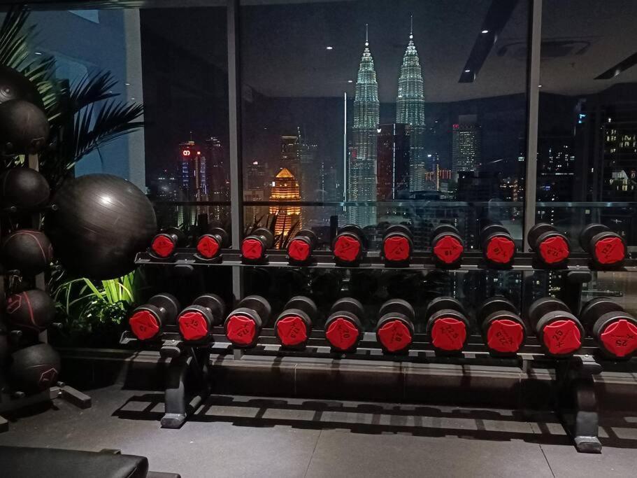 Col 108a Modern Klcc Balcony View & Infinity Pool Pangsapuri *